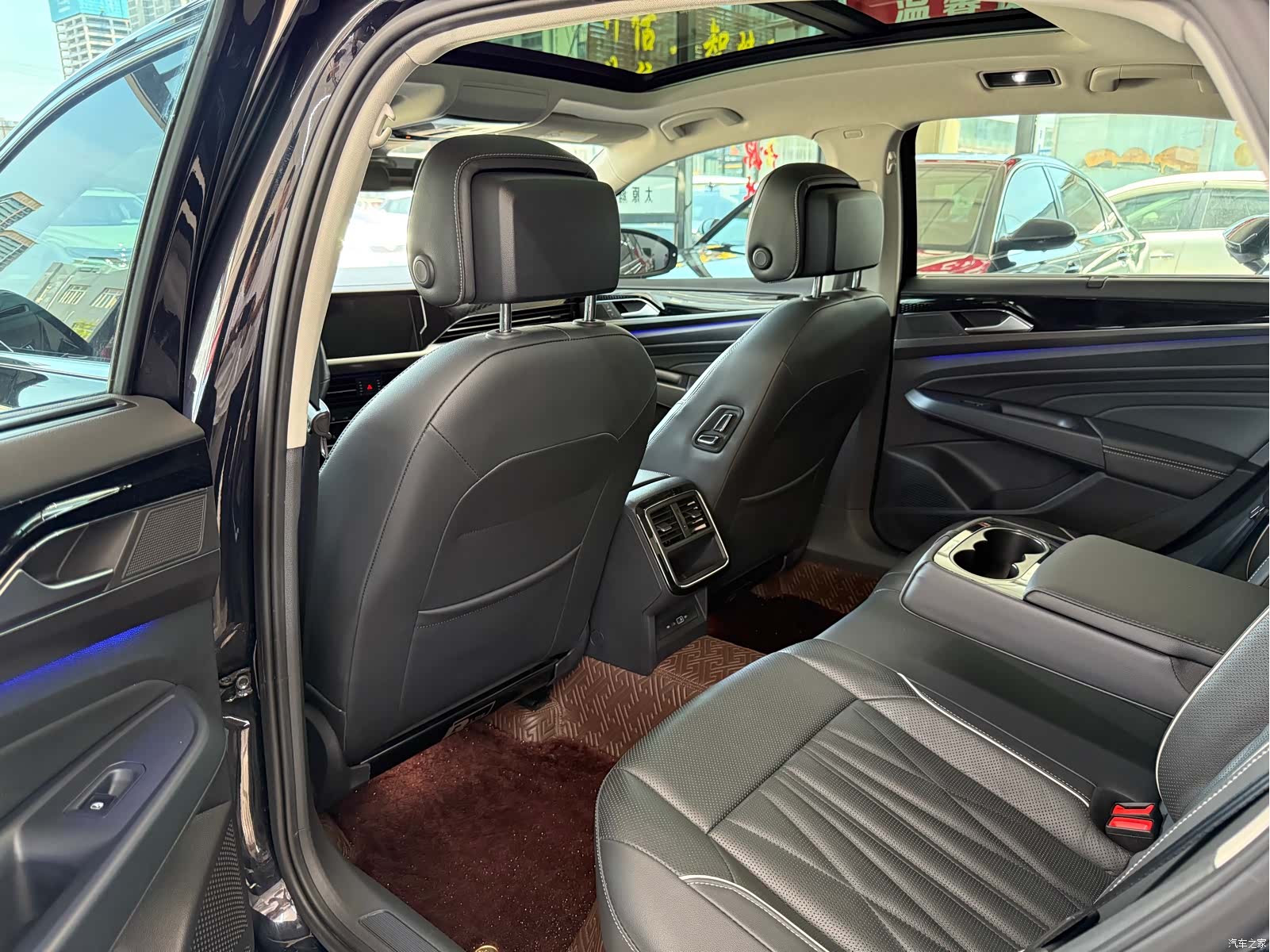 Volkswagen Passat, 2022 7