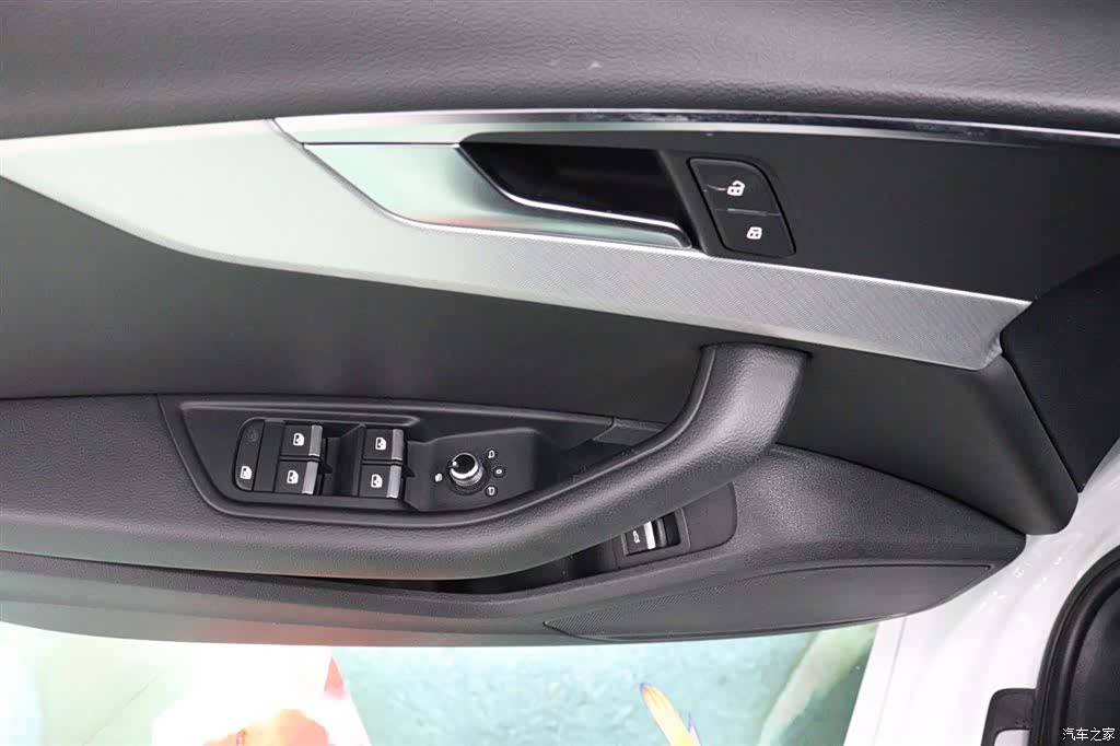 Audi A4, 2022 21