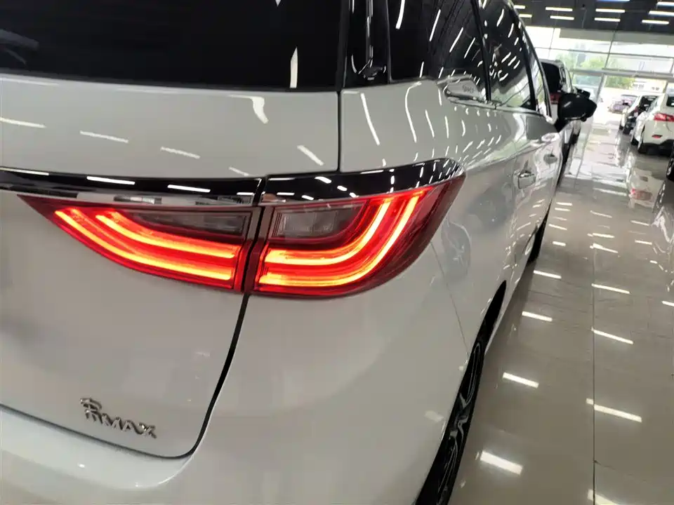 BYD Song MAX