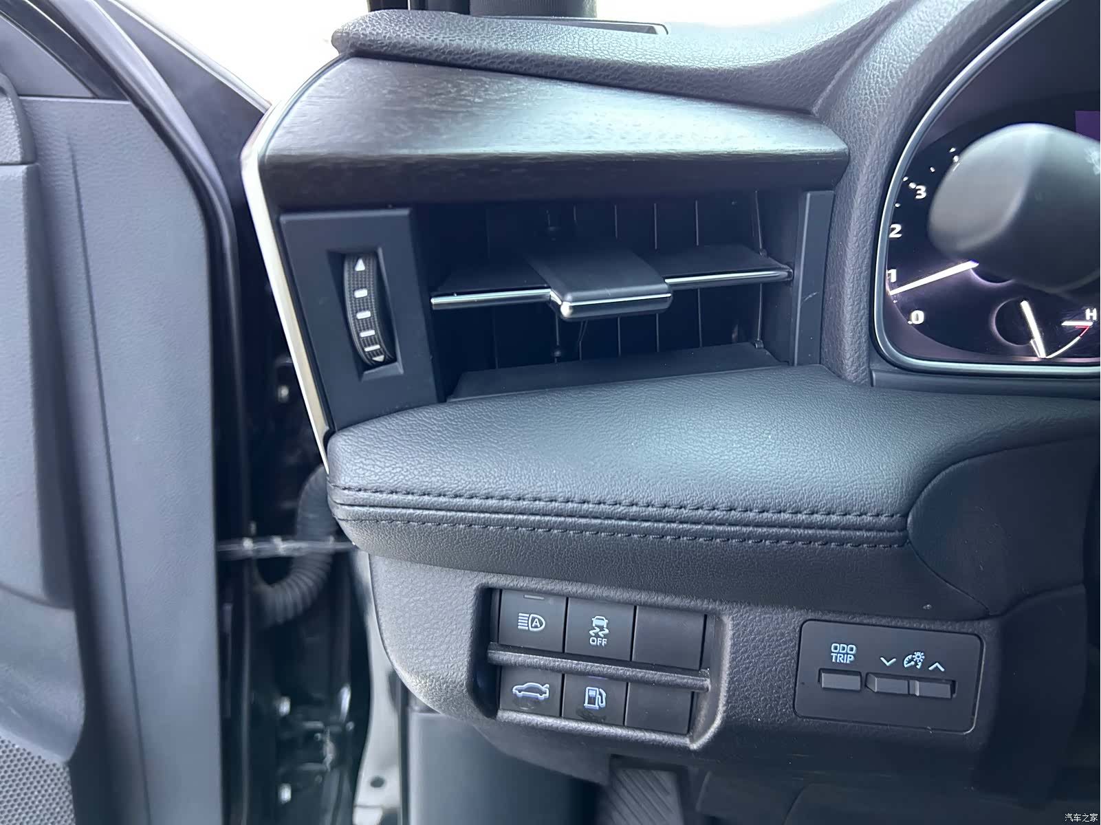 Toyota Avalon, 2022 14