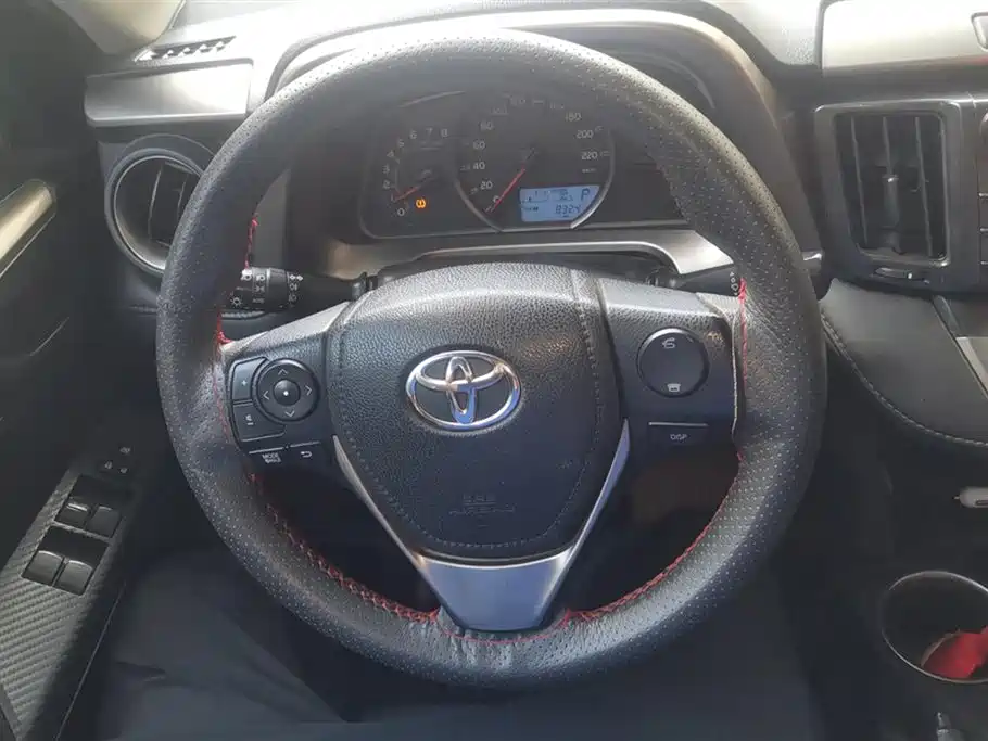 Toyota RAV4 Rongfang