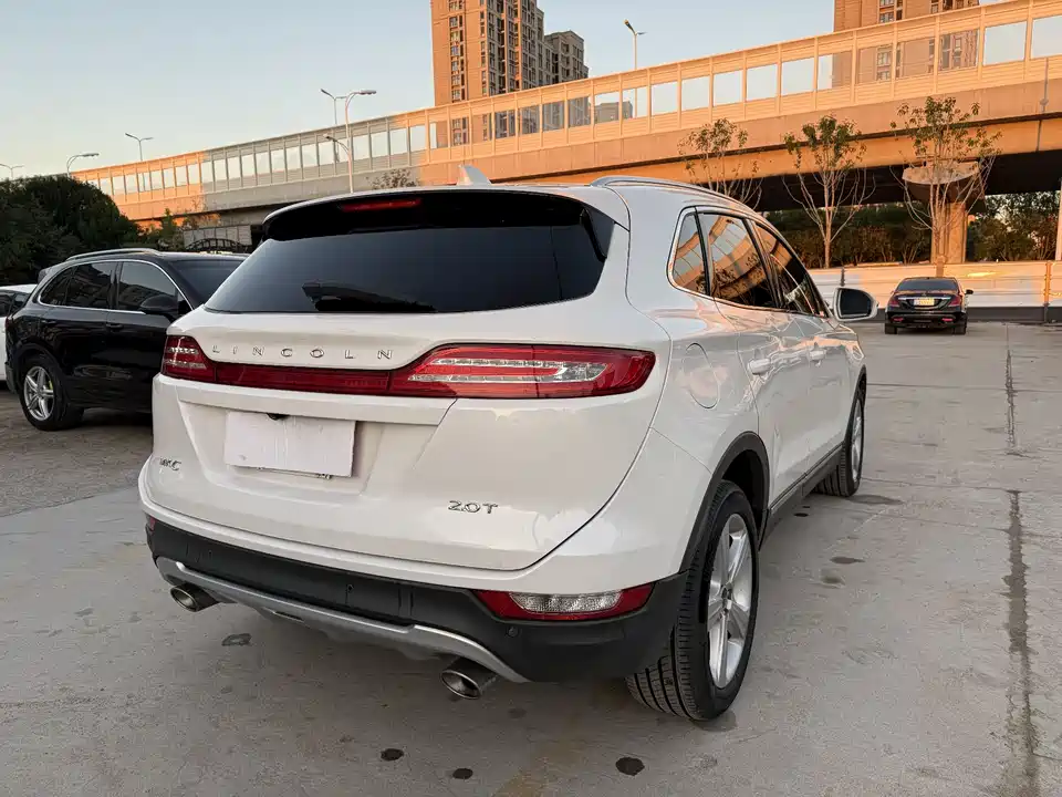 Lincoln MKC