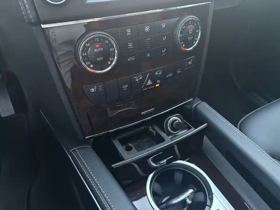 Mercedes-Benz GL grade