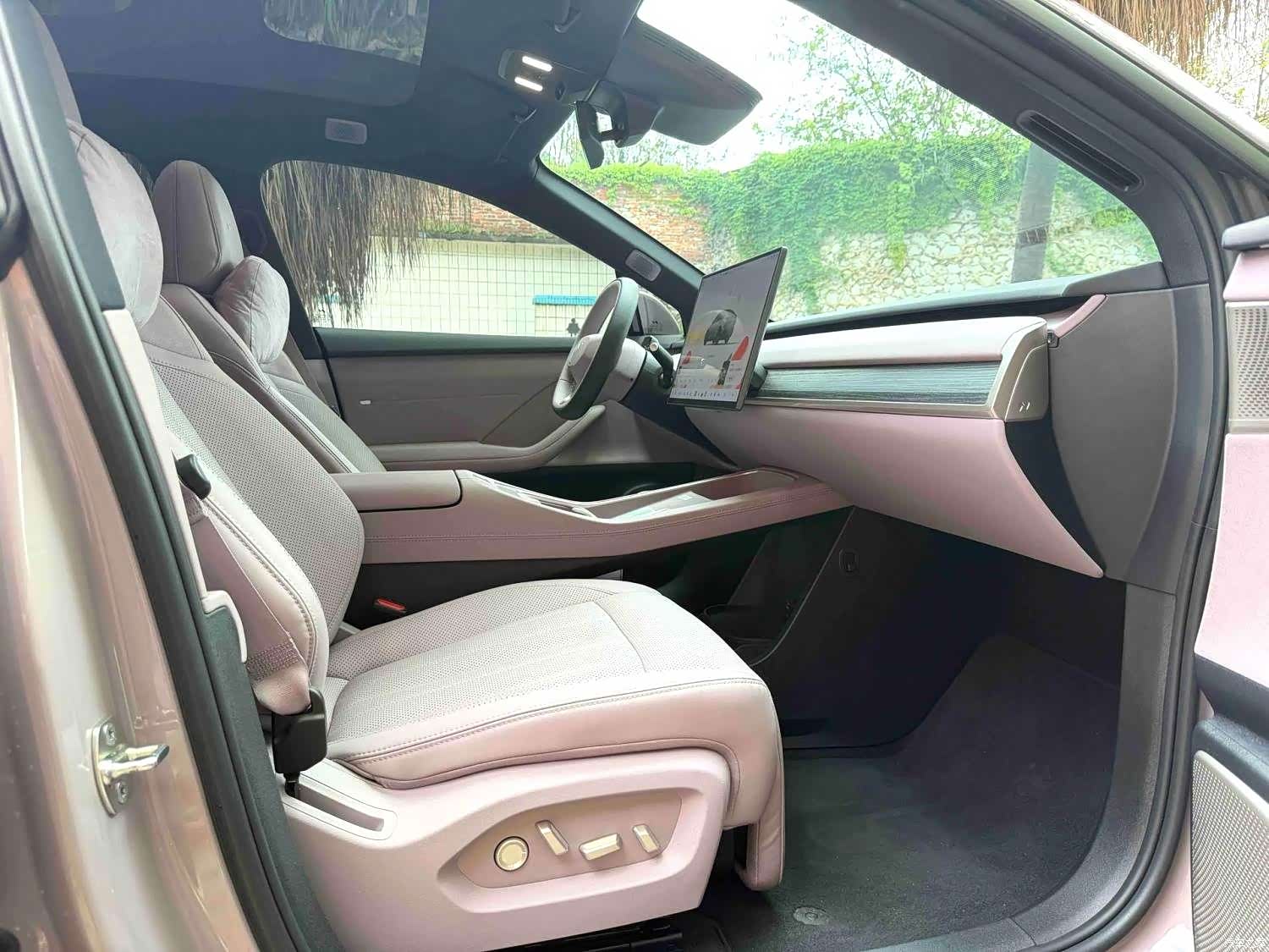 NIO L60, 2024 11