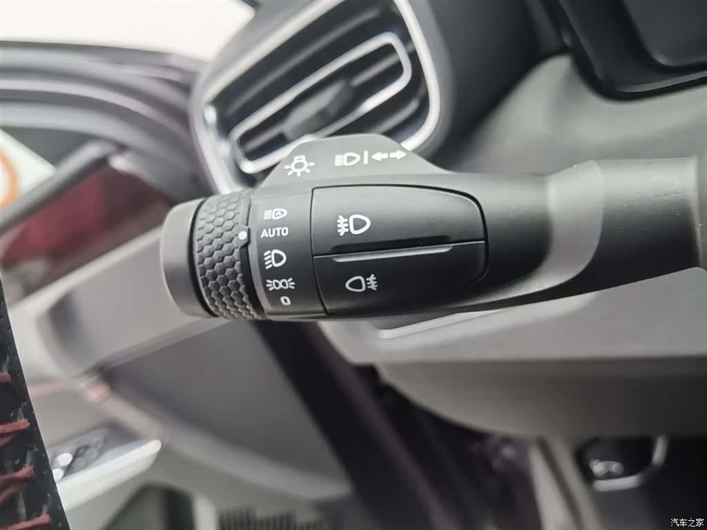 Lynk & Co 01, 2019 21