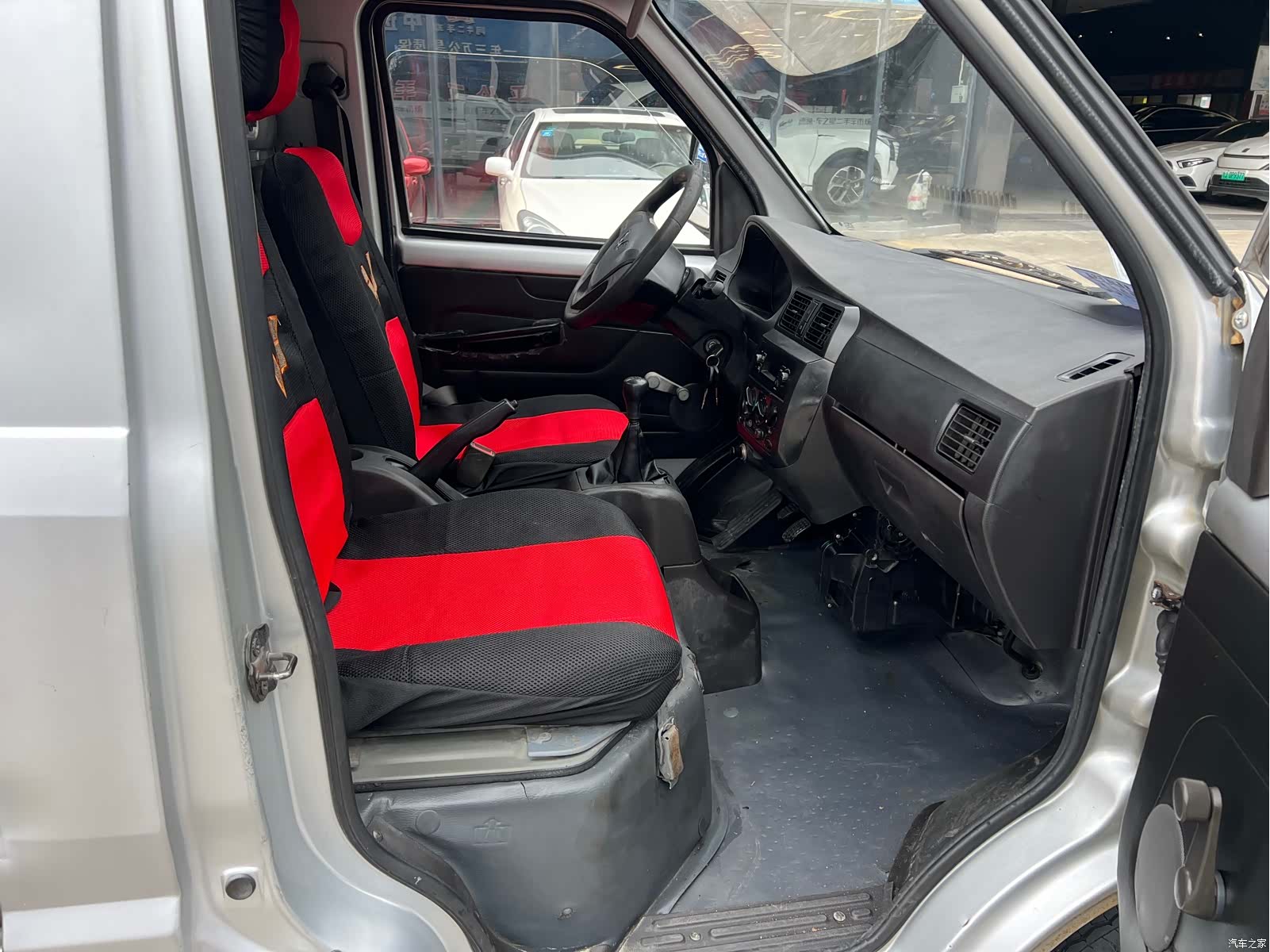 Wuling 1.2LLAQ, 2015 8