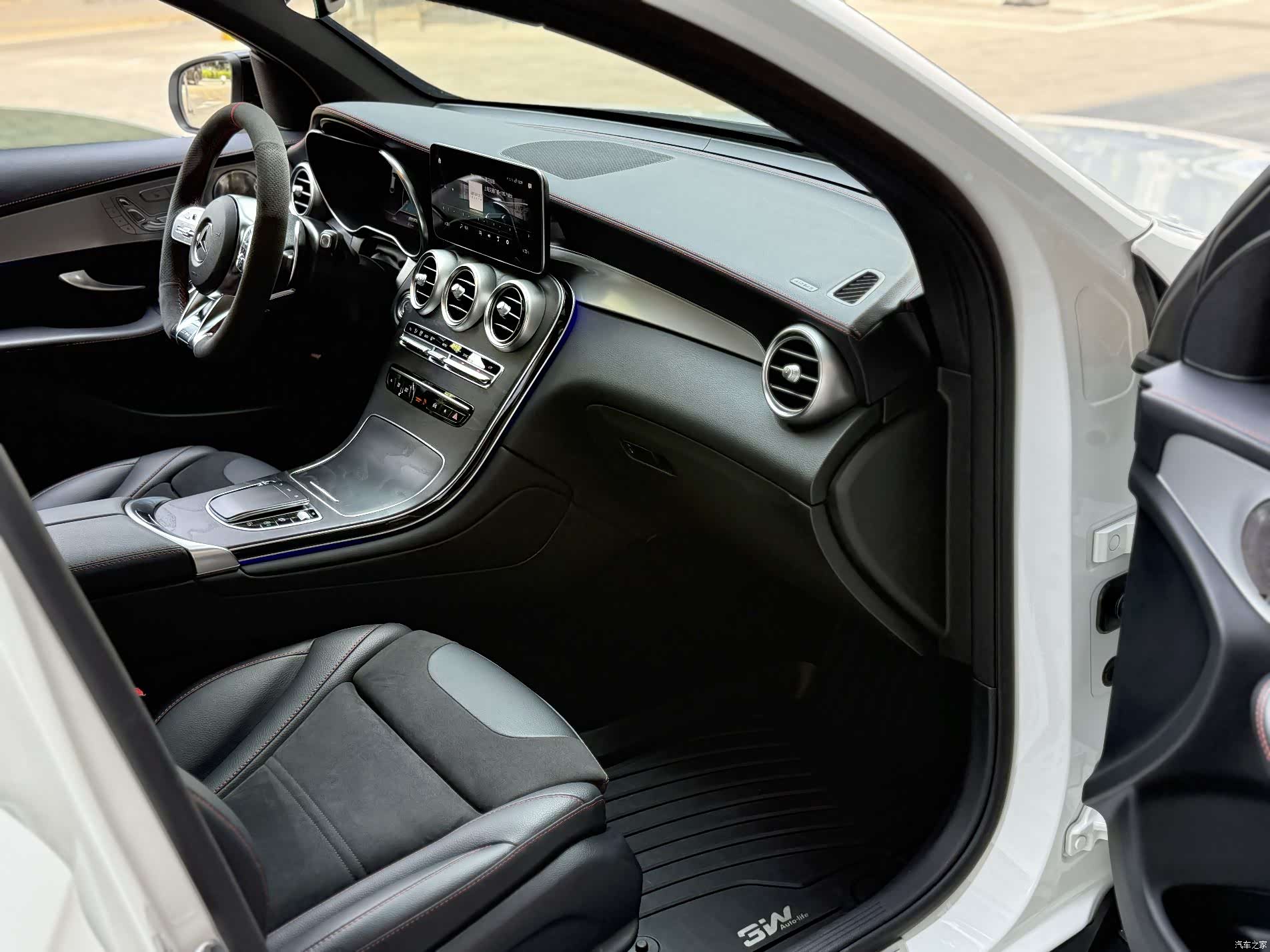 Mercedes-Benz GLC, 2021 19