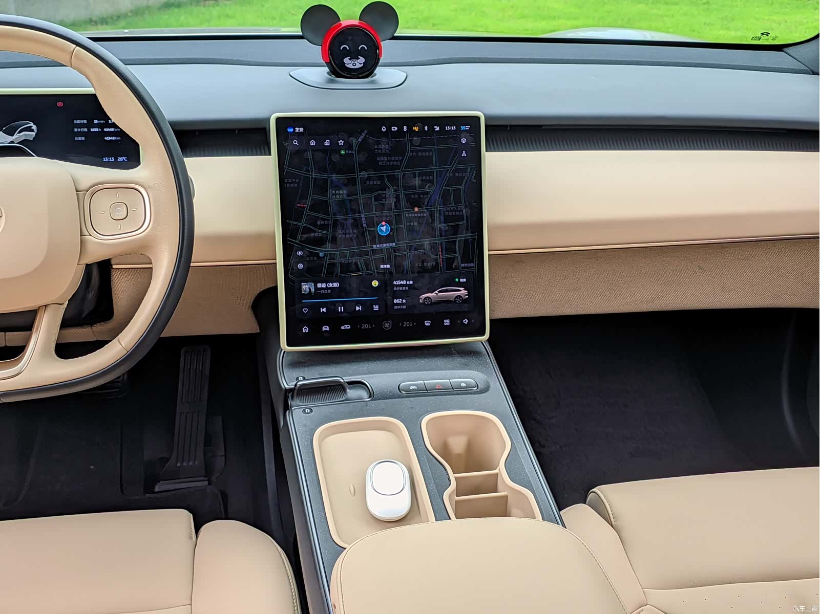 NIO ET5, 2024 12