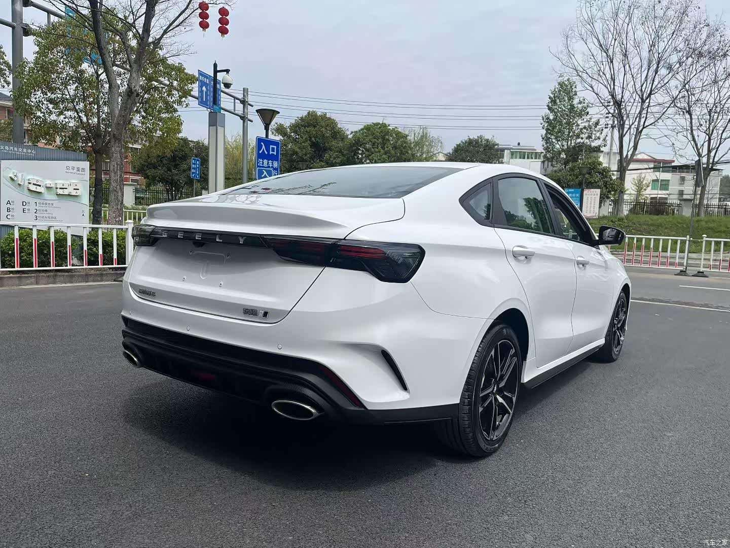 Geely Binray, 2026 8