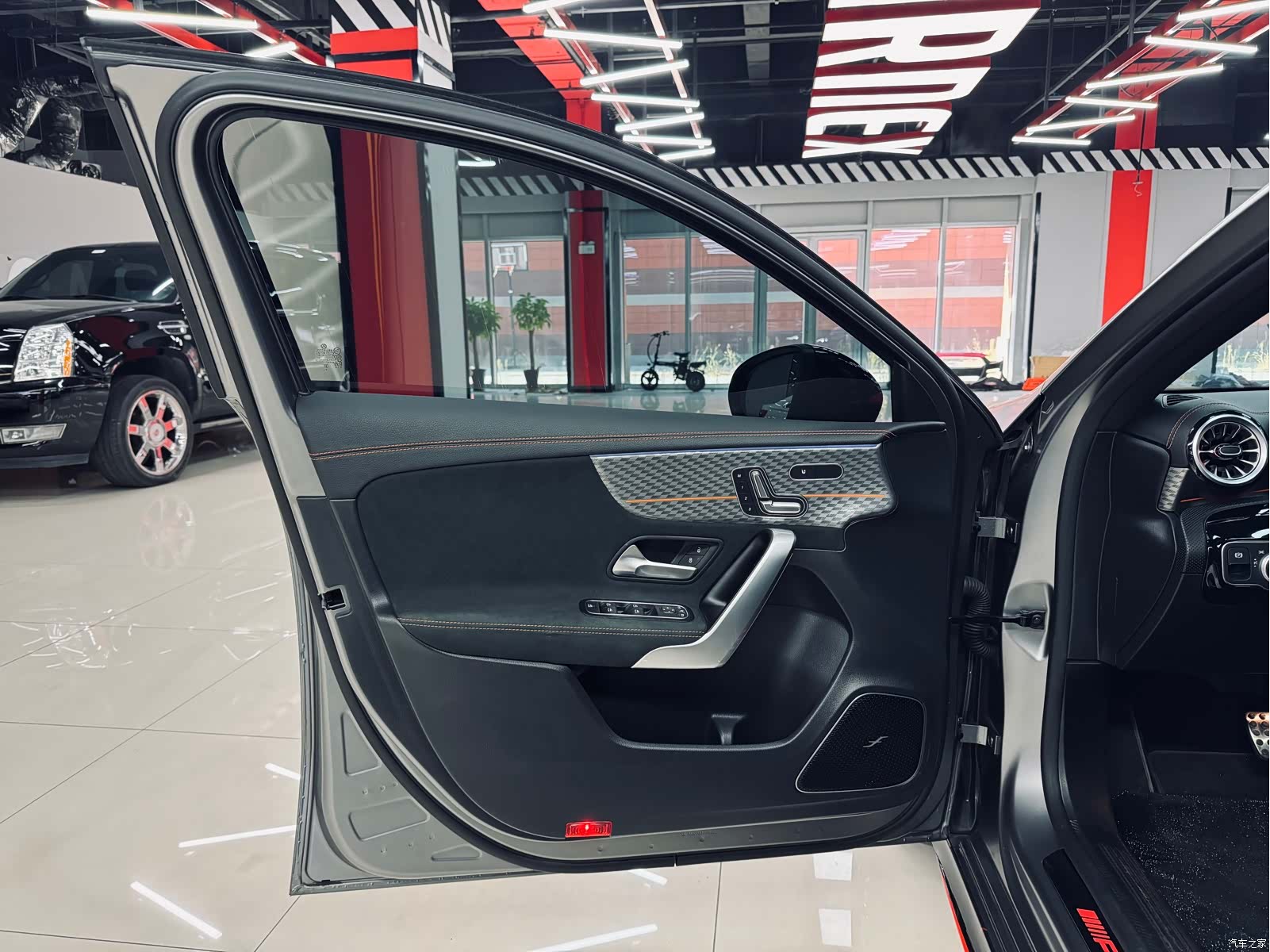 Mercedes-Benz A-Class, 2024 23
