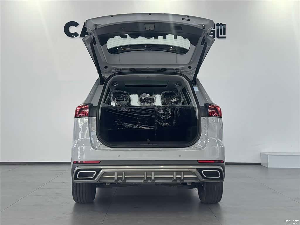 Chery Tiggo 8, 2025 7