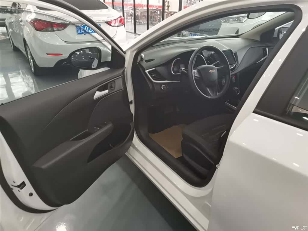 Chevrolet 320, 2019 16