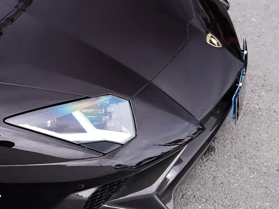 Lamborghini Aventador