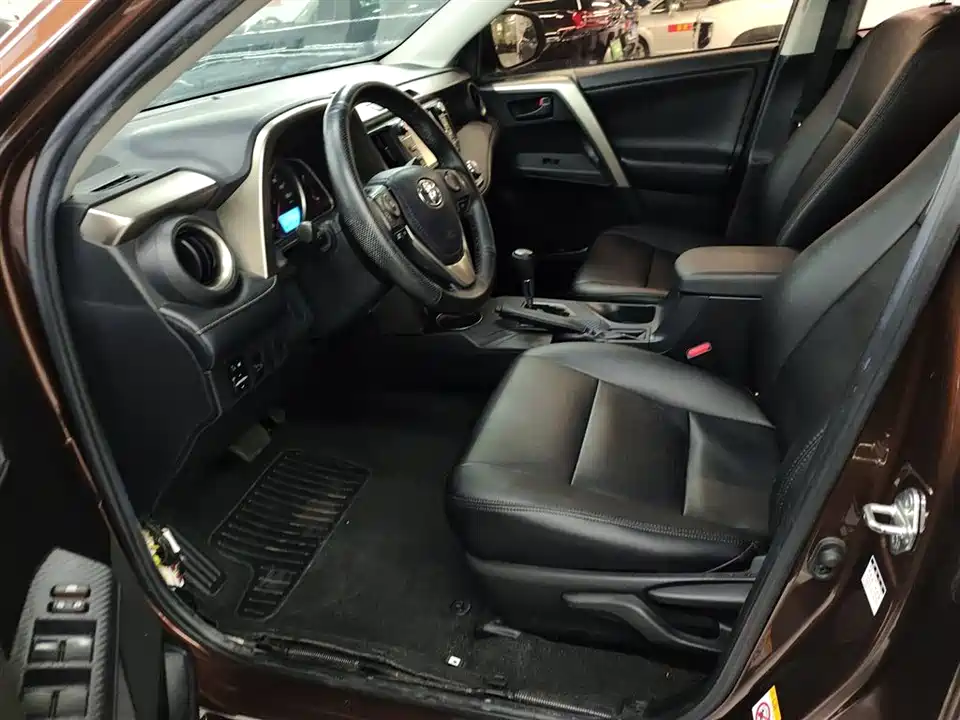 Toyota RAV4 Rongfang