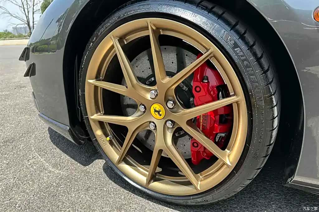 Ferrari 488, 2018 все фото