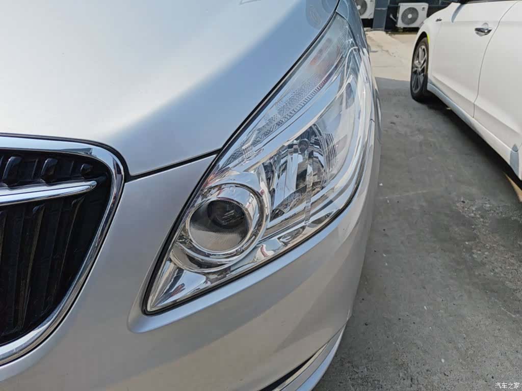 Buick GL8, 2019 24