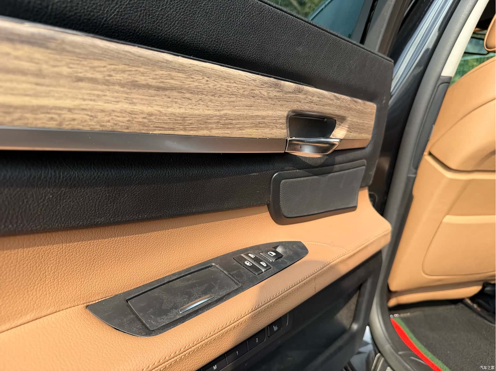 BMW 7 Series, 2011 12
