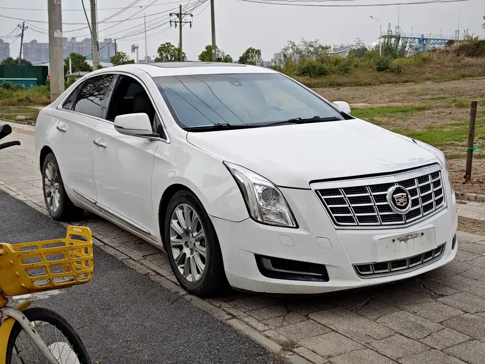 Cadillac XTS