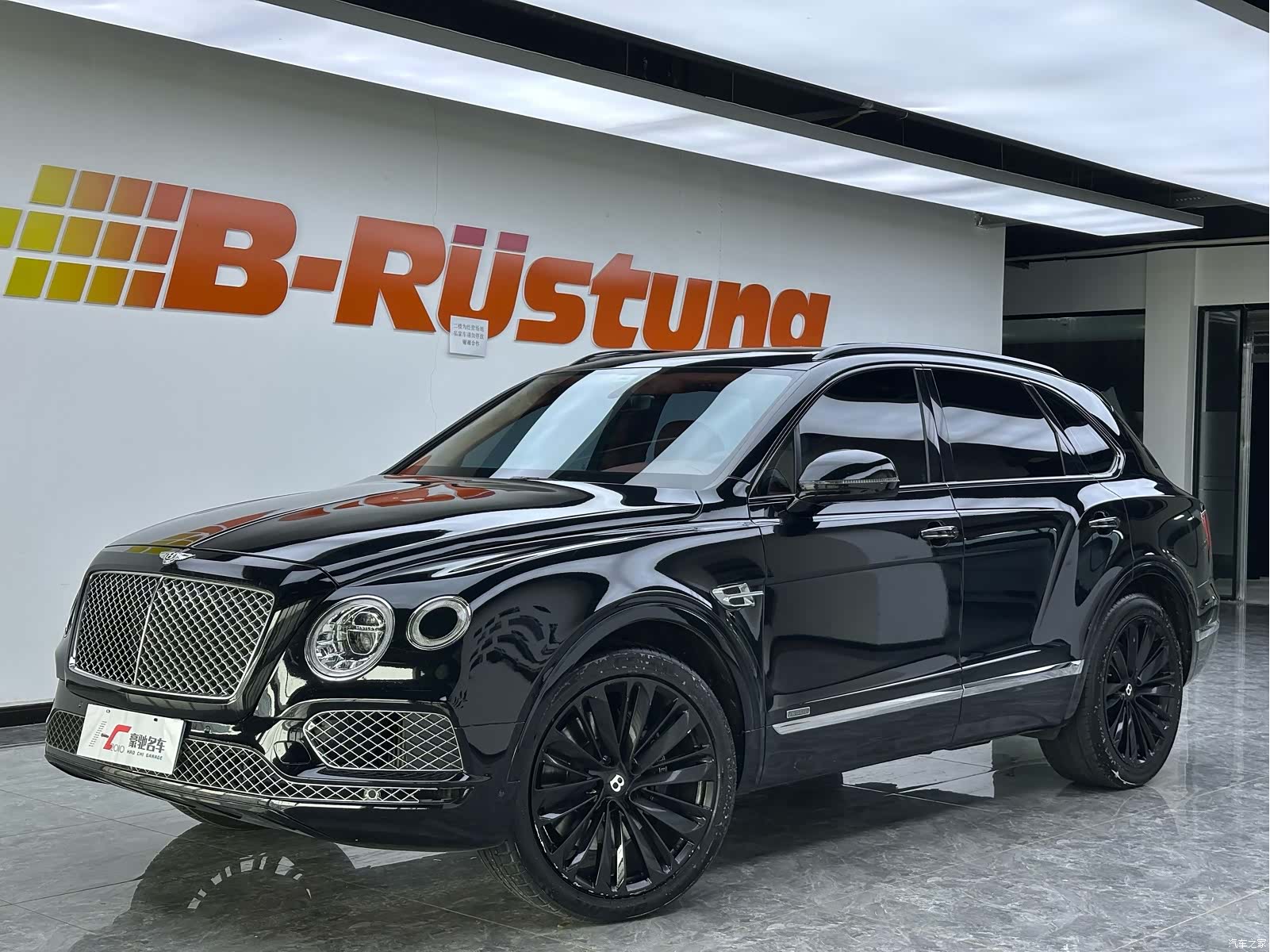 Bentley Bentayga, 2018 1