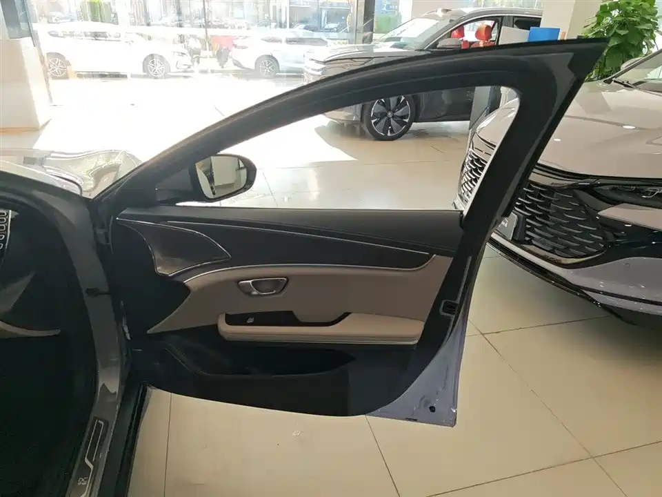 BYD Han