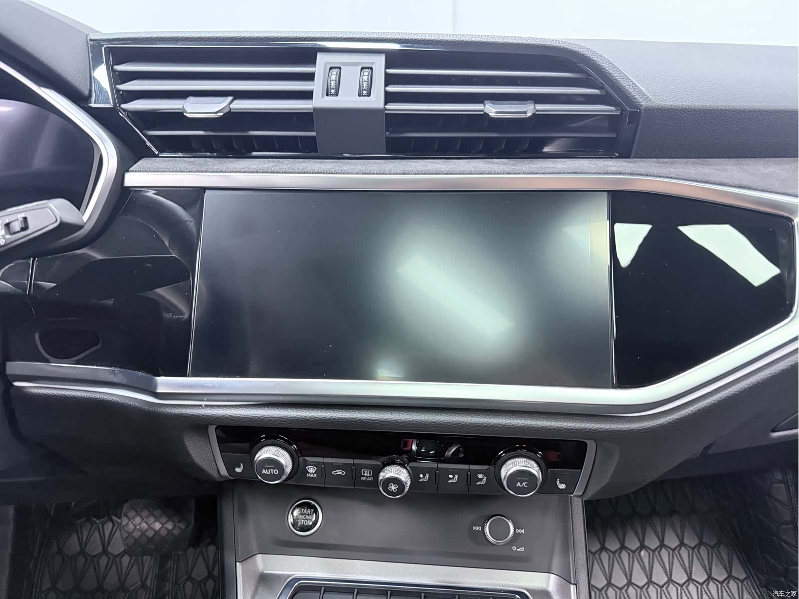 Audi Q3, 2022 15