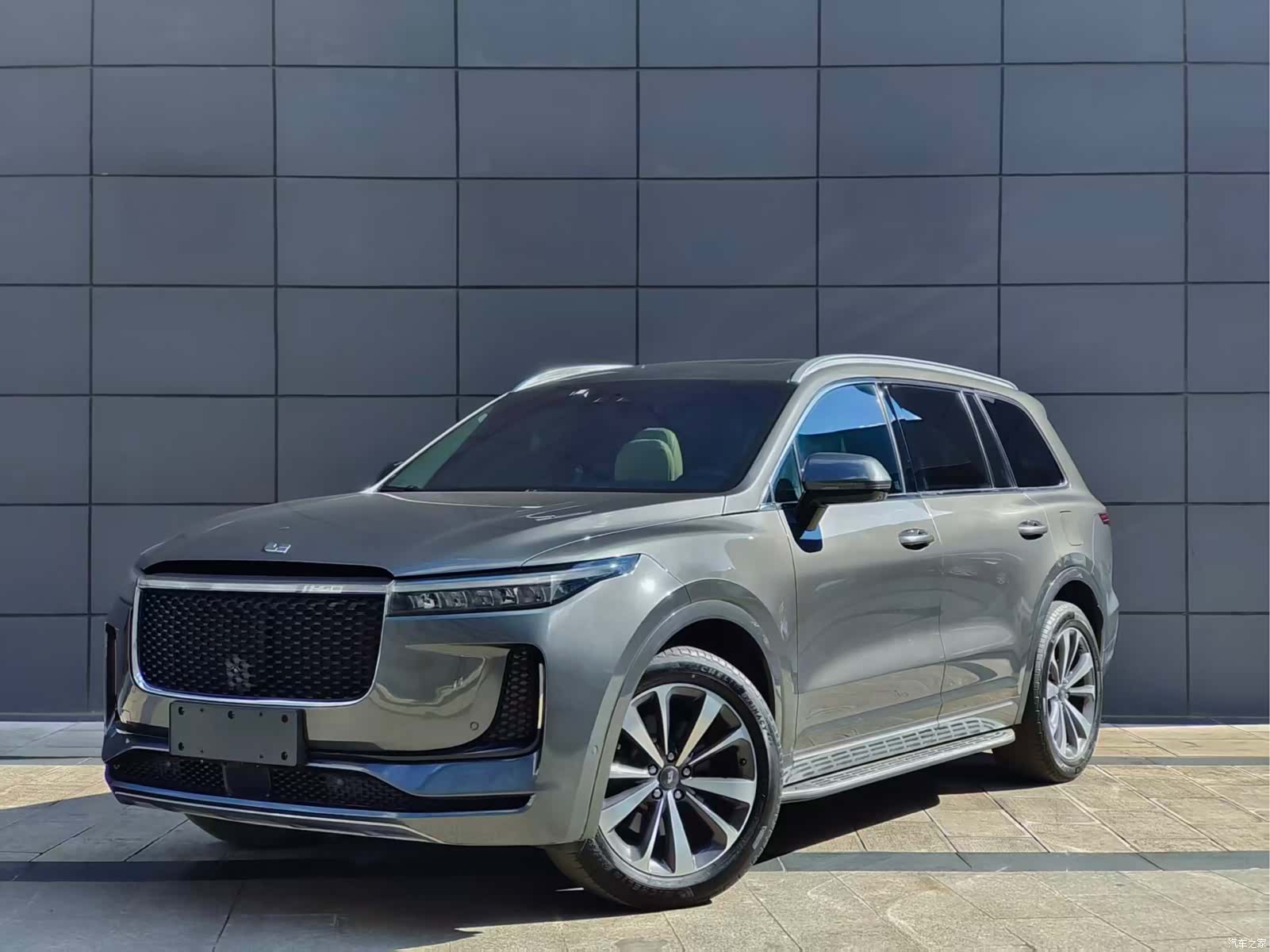 Li Auto ONE, 2020 1