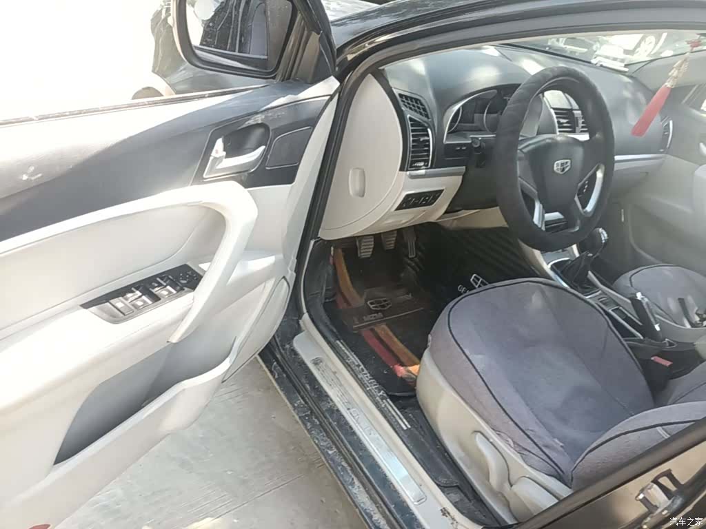 Geely Emgrand, 2015 23