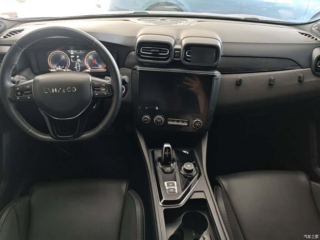 Lynk & Co 02, 2021 10