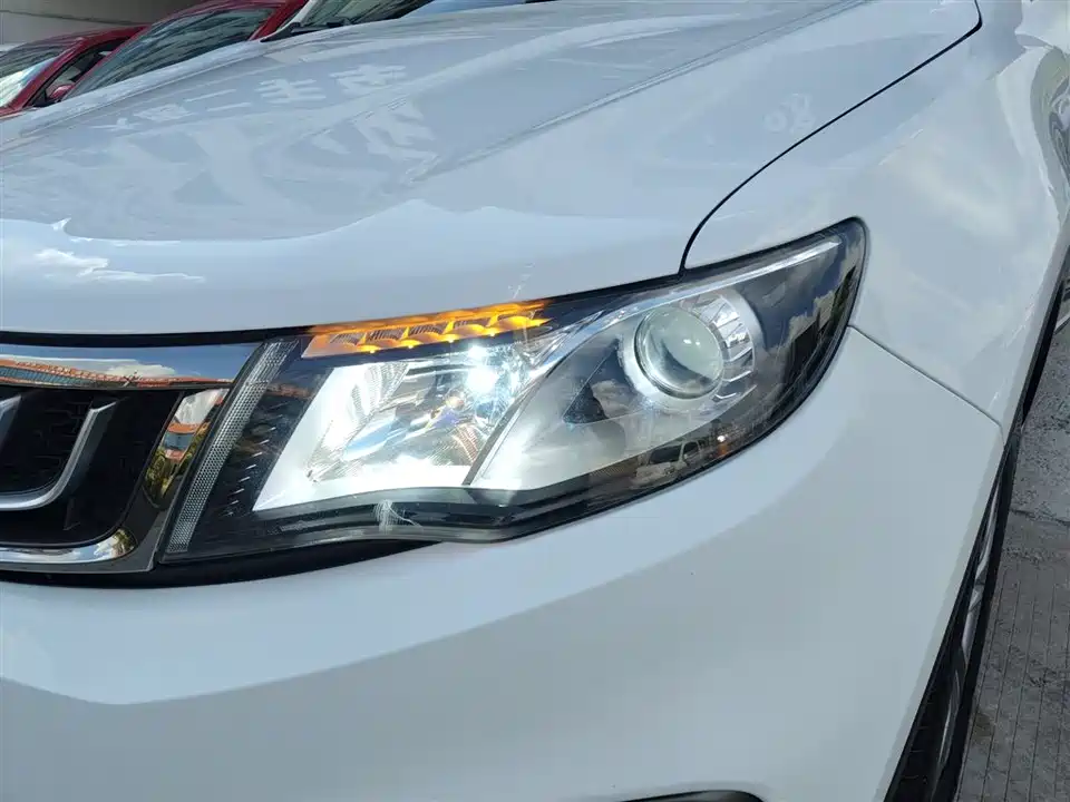 Geely Atlas