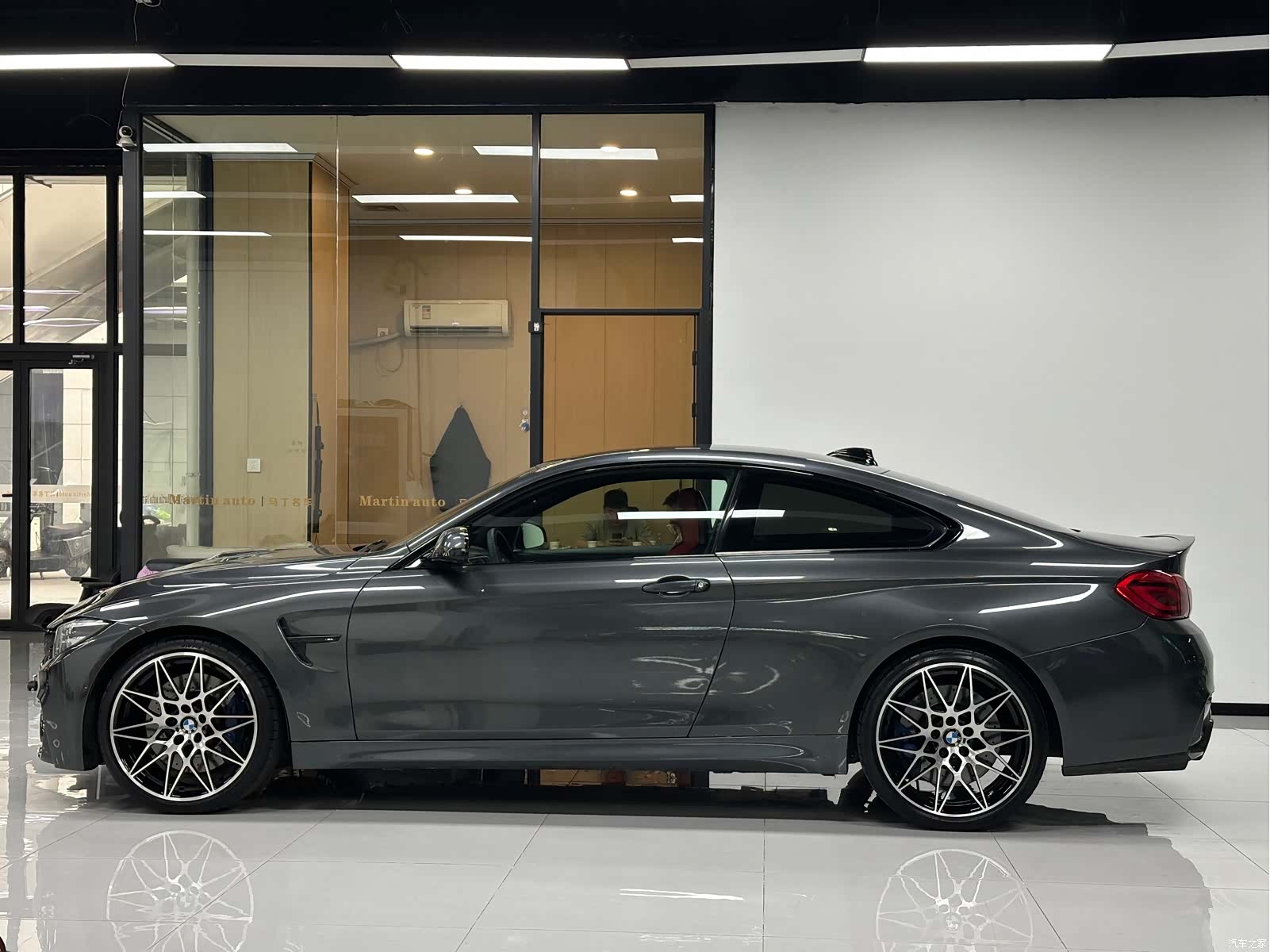BMW M4, 2018 3