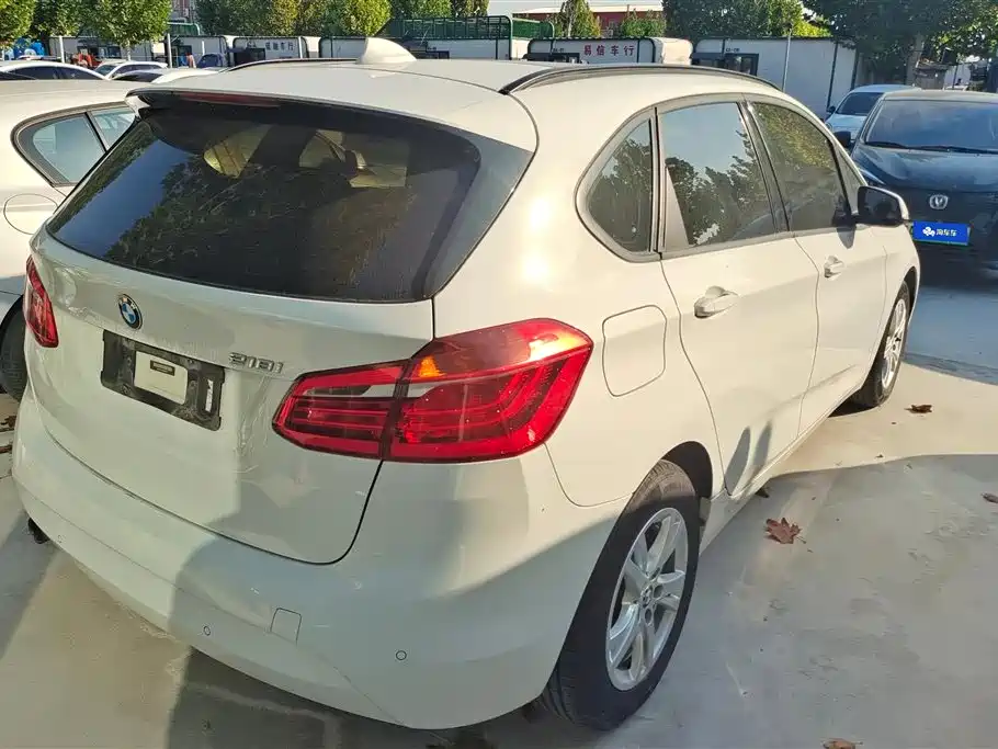 BMW 2 series station wagon