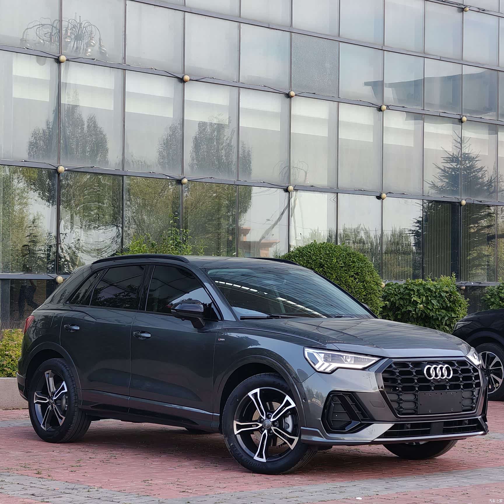 Audi Q3, 2022 3