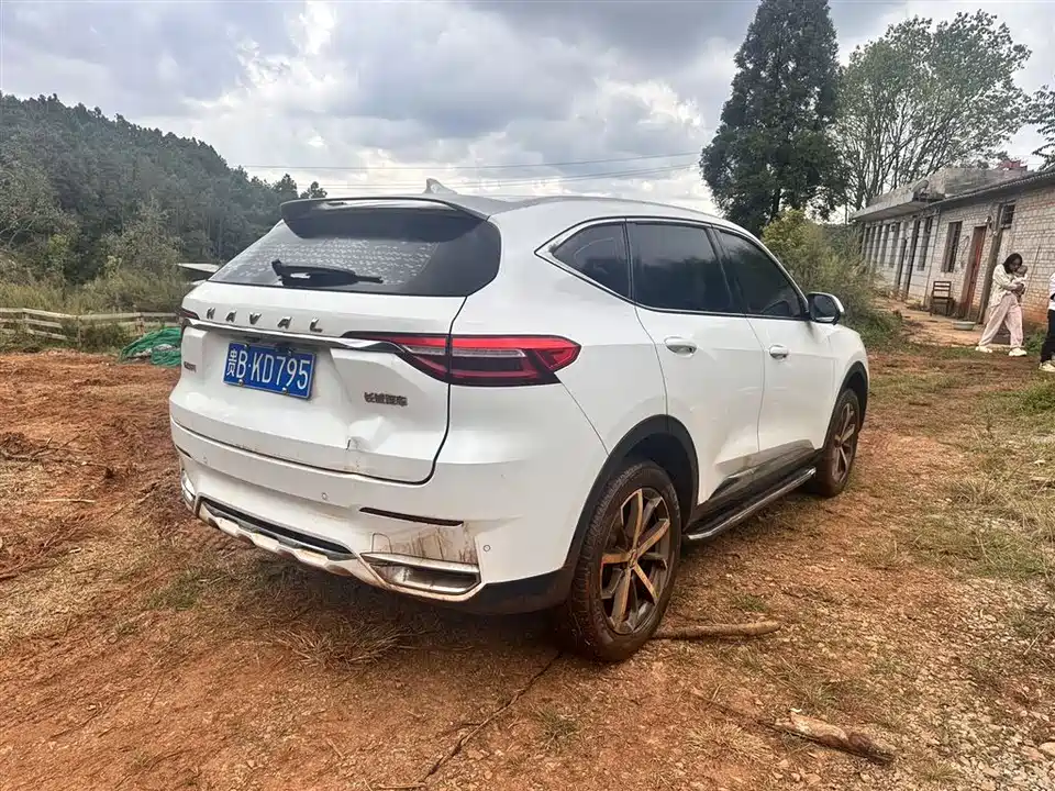 Haval F7