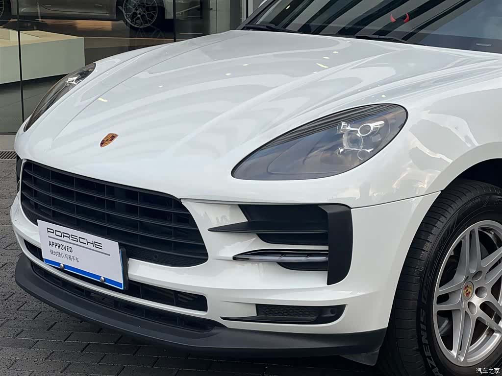 Porsche Macan, 2020 все фото