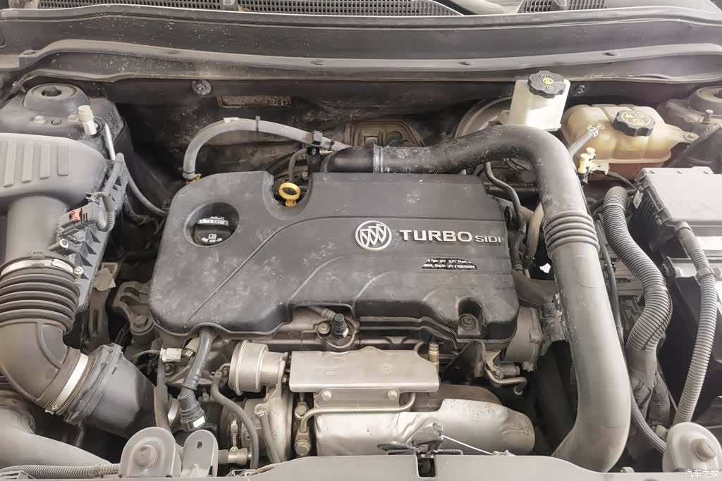 Buick Envision Plus, 2016 10