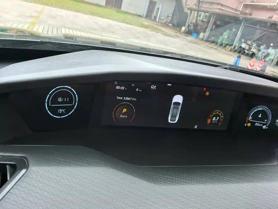 Changan UNI-V