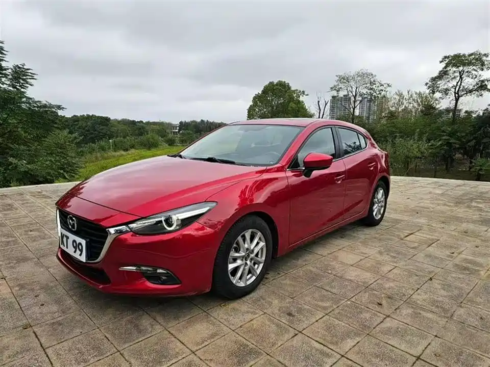 Mazda 3 Angkesaila