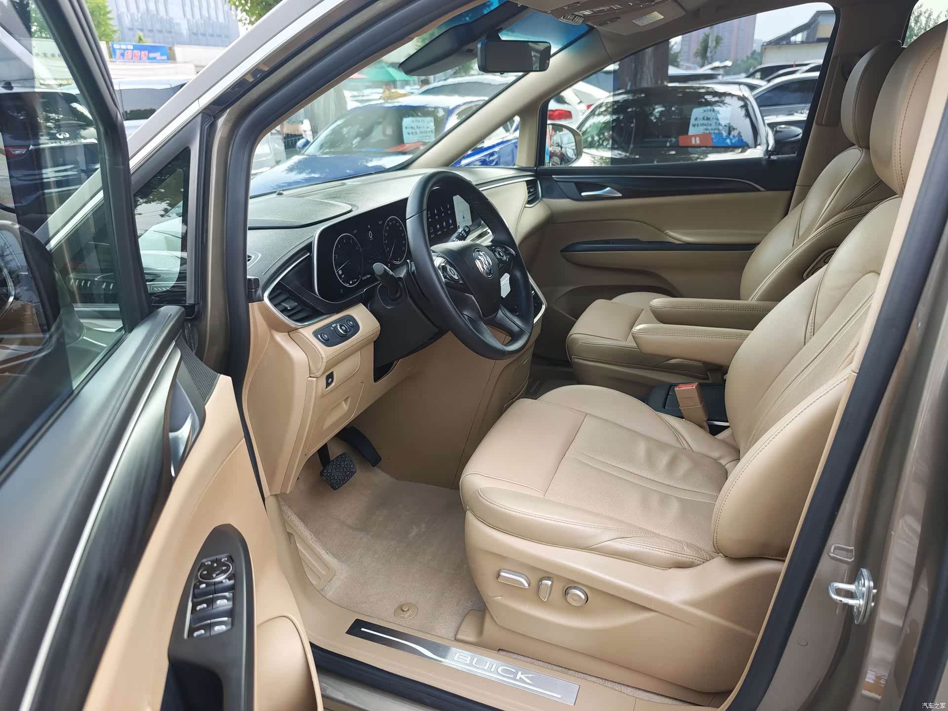 Buick GL8, 2020 7
