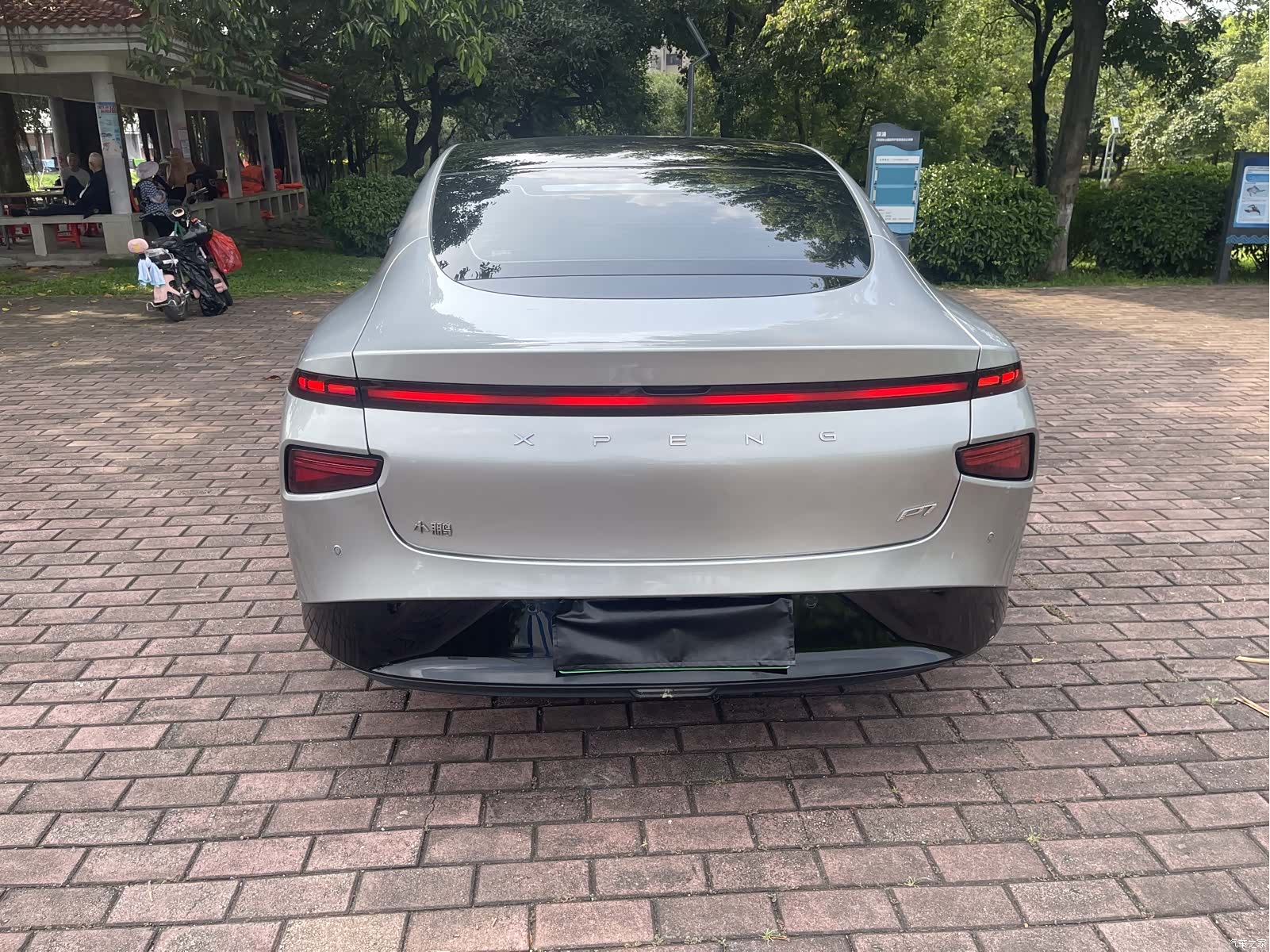 Xpeng P7, 2022 6