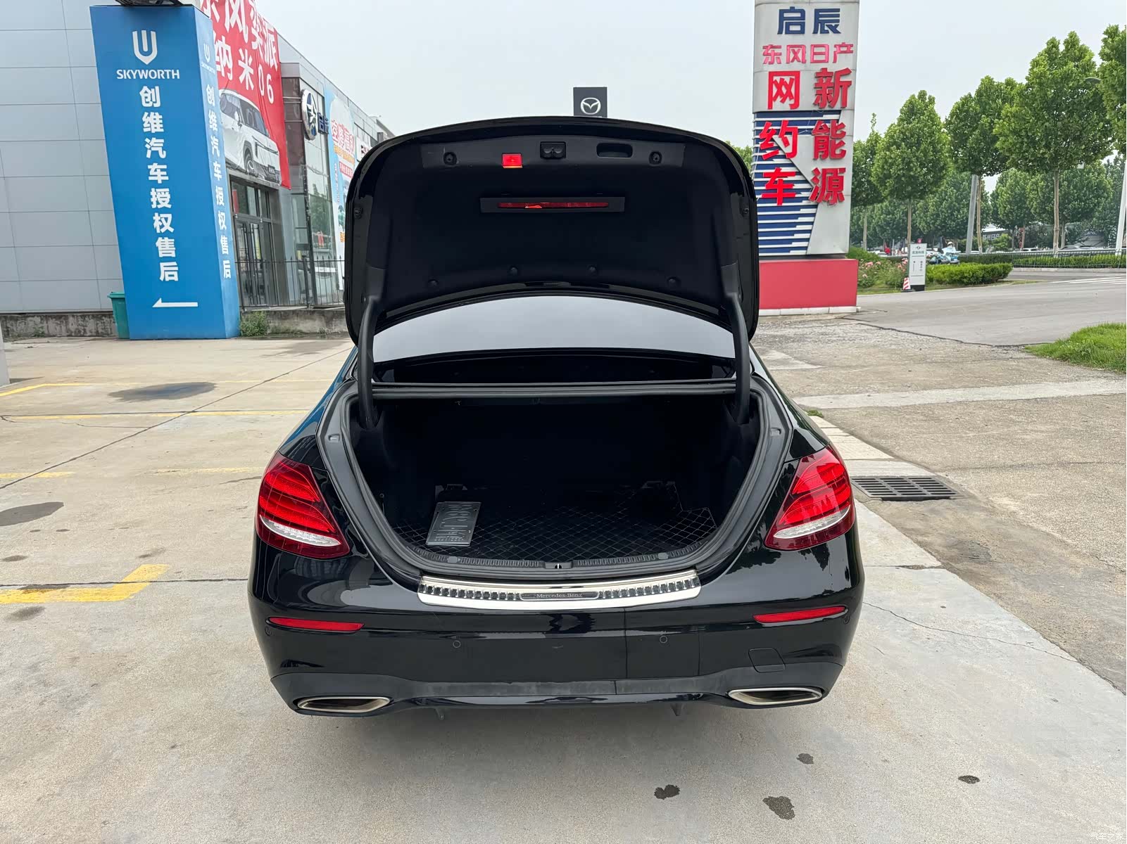 Mercedes-Benz E-Class, 2017 13