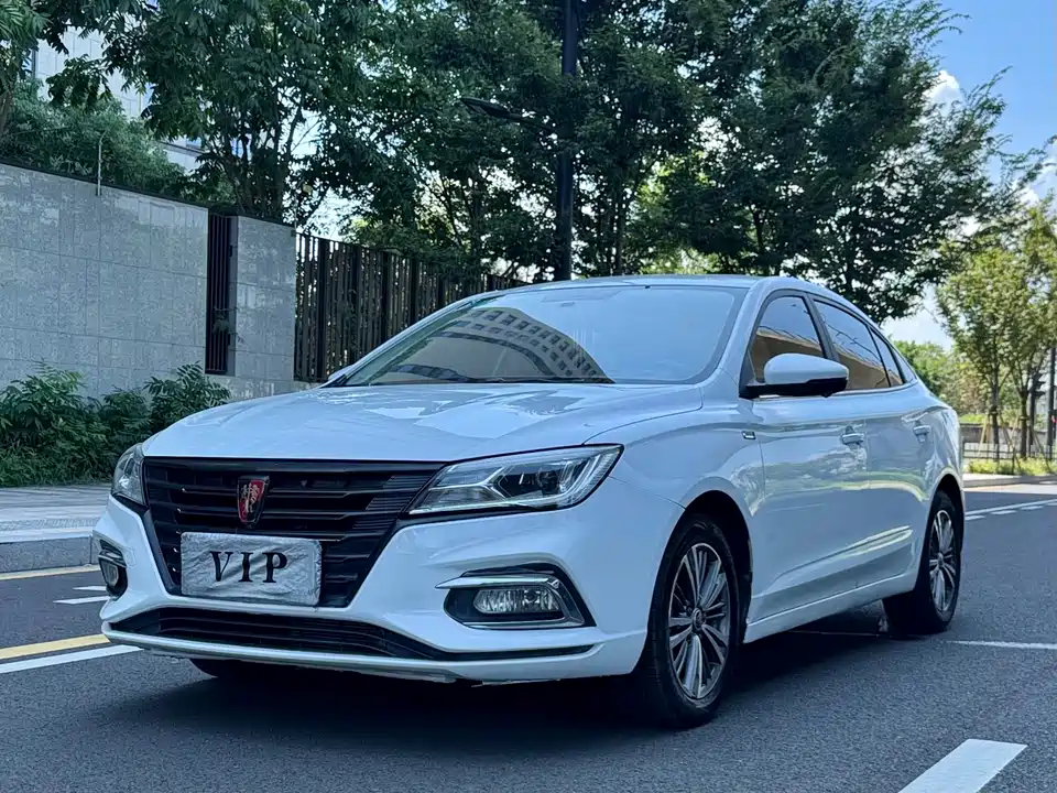 Roewe i5