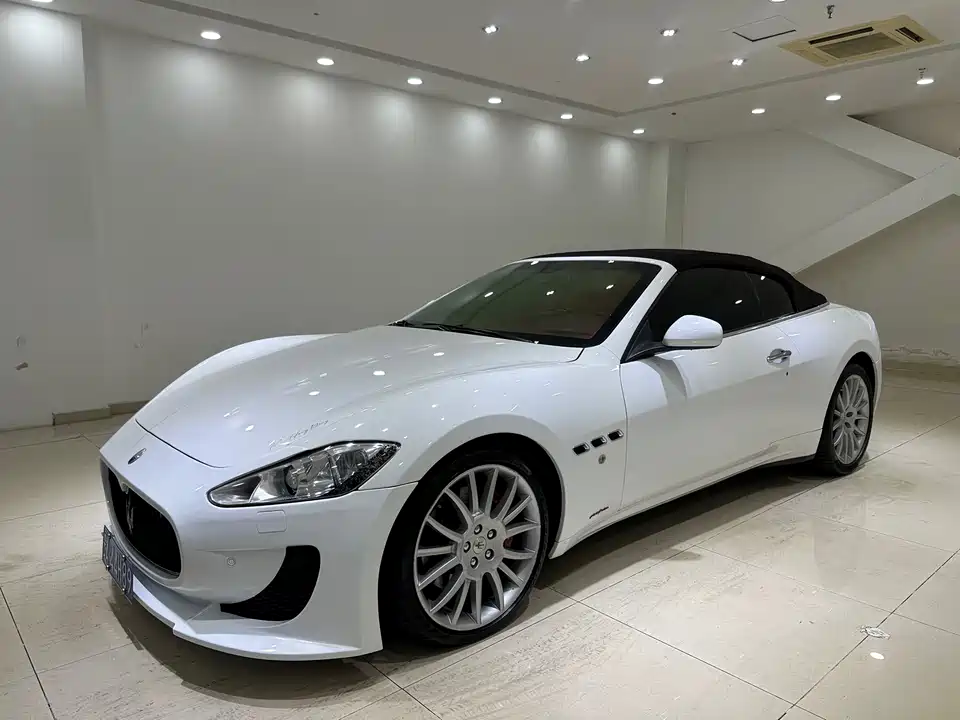 Maserati GranCabrio