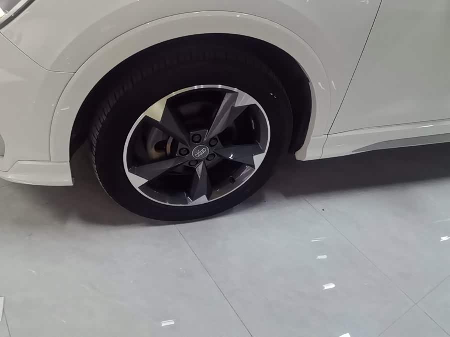 Audi Q3 2019, фото 22