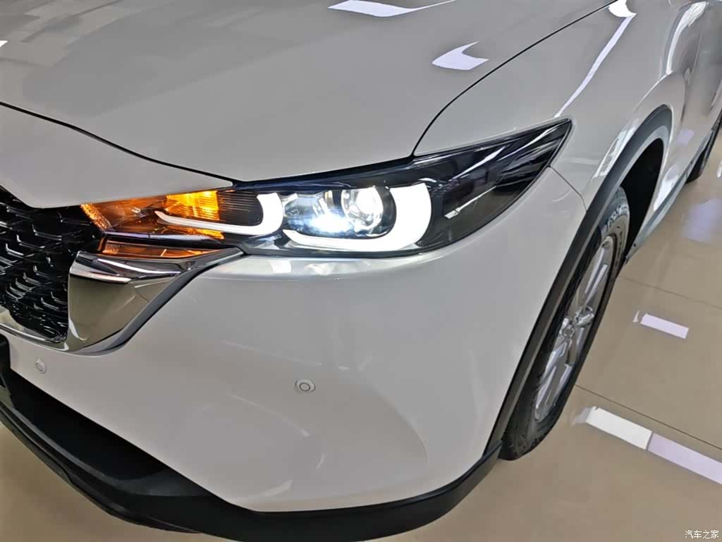 Mazda CX-5, 2022 23