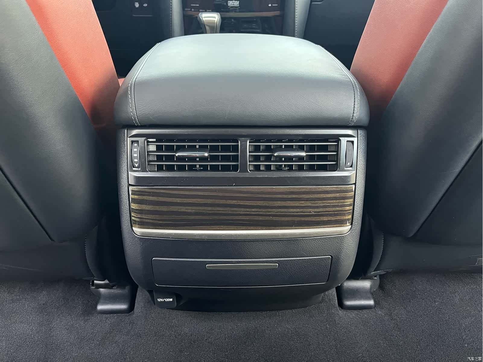 Lexus LX, 2022 18