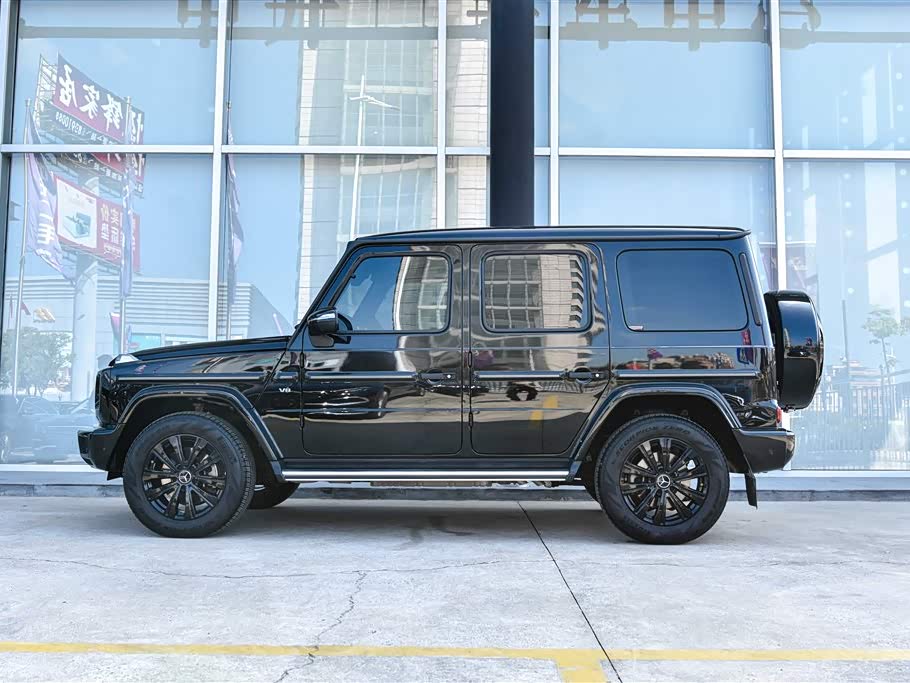 Mercedes-Benz G-class