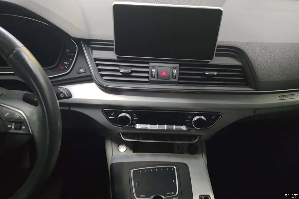 Audi Q5L, 2019 13