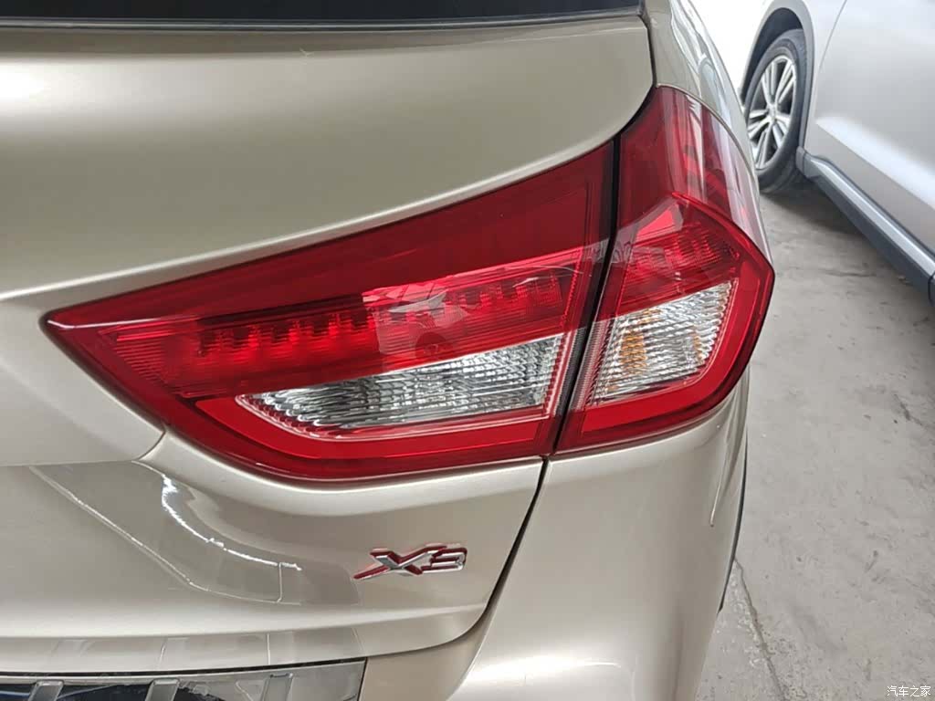 Geely X3, 2018 8