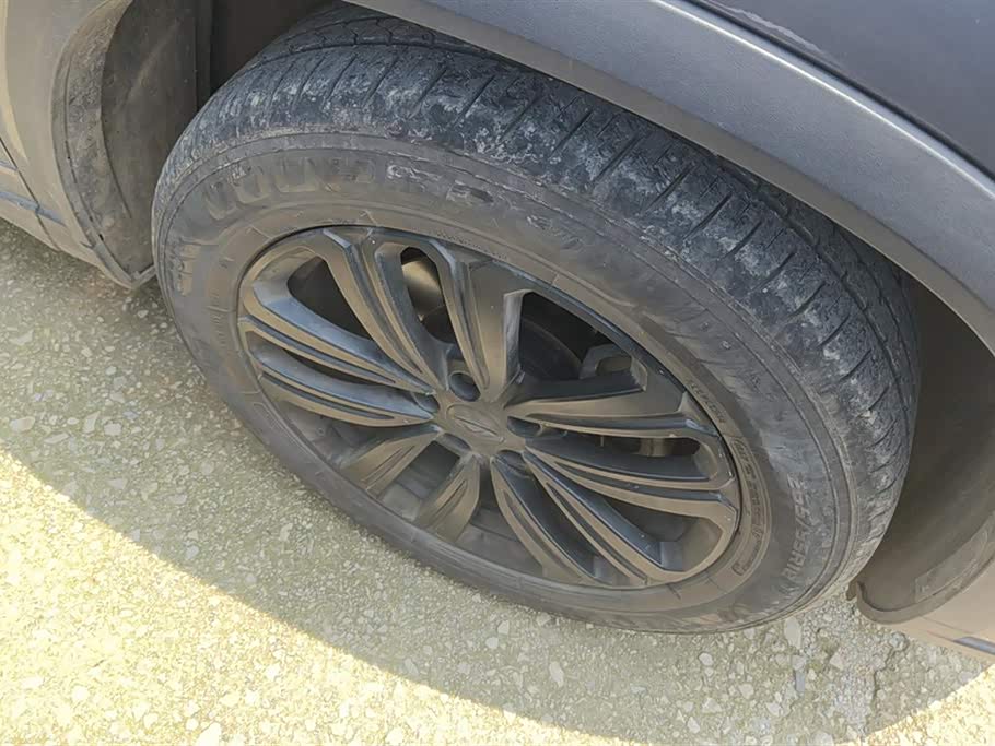 Chery Tiggo 8