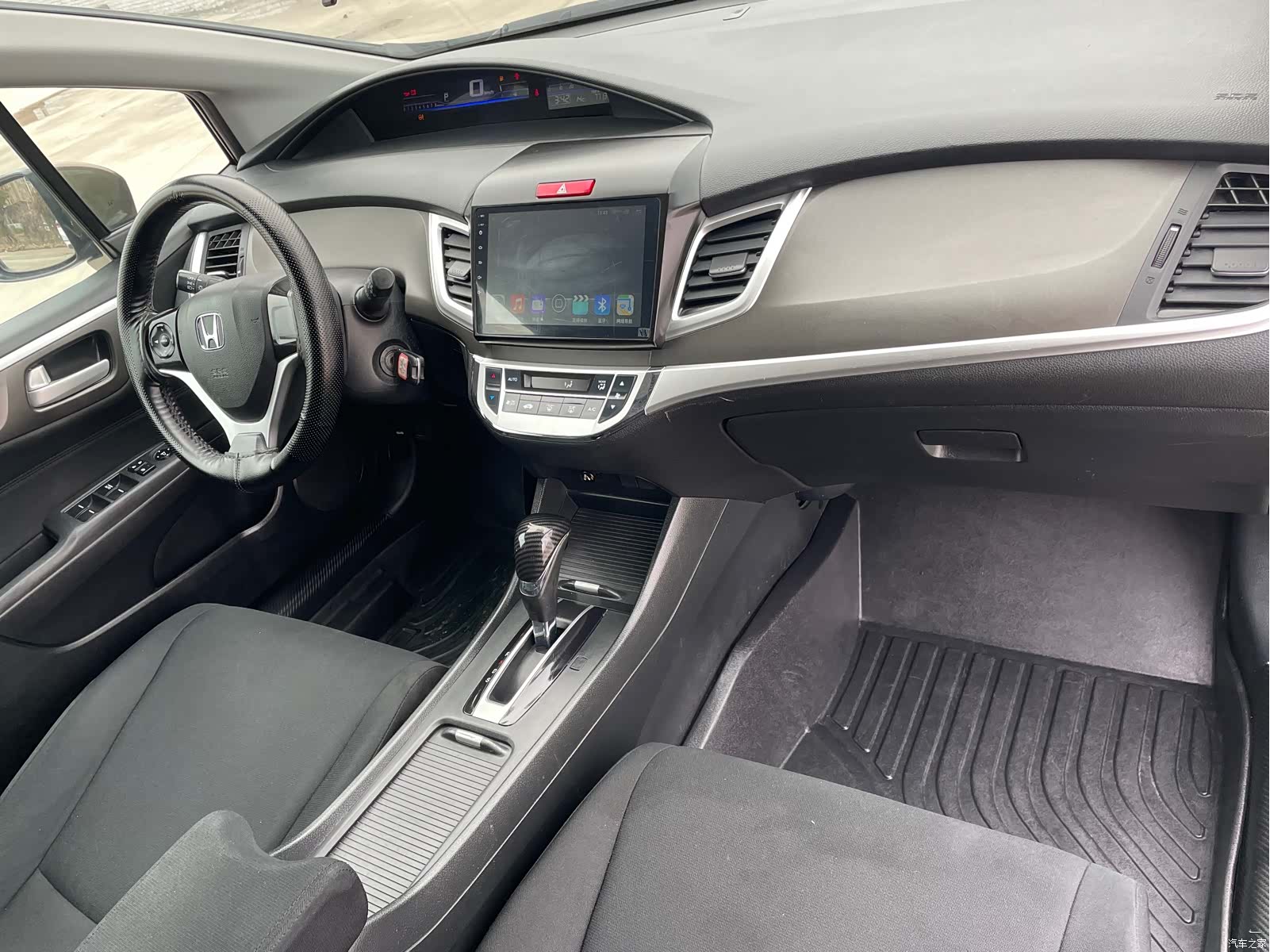 Honda Jade, 2018 15